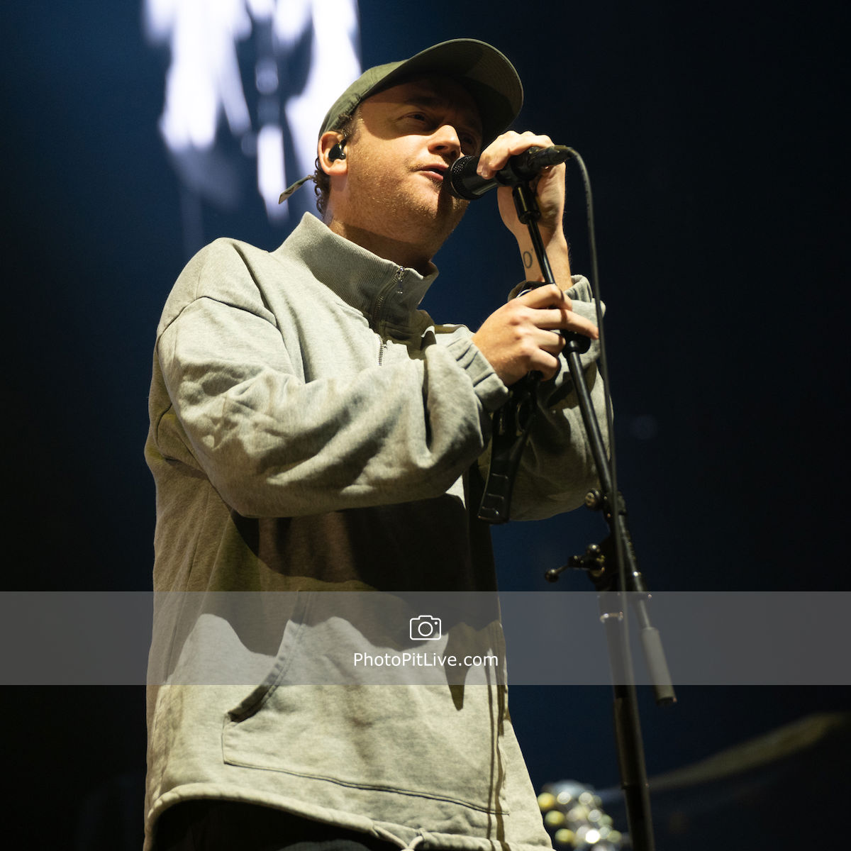 DMA'S & Mystery Jets - Live Review